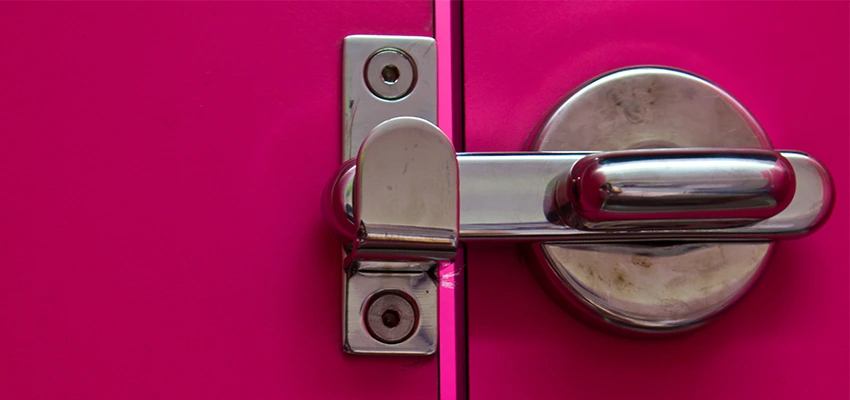 Childproof Gate Lock in Belvidere, Illinois